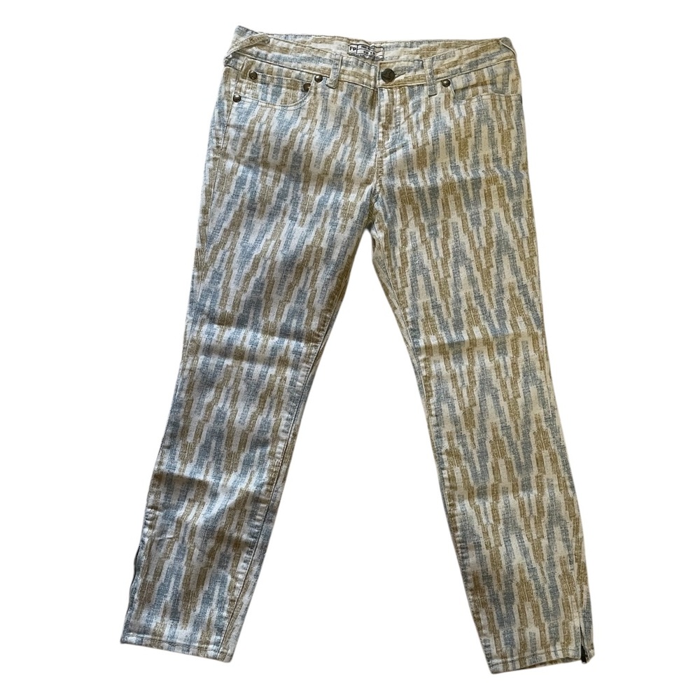Free People Skinny Jeans,Off-White,tan  Gold,Grey Pattern, zipper ankles,Size 30